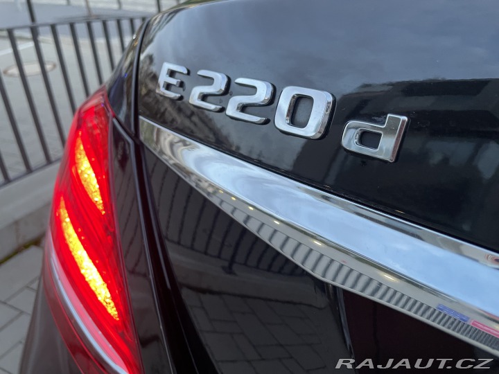 Mercedes-Benz E 213 2016