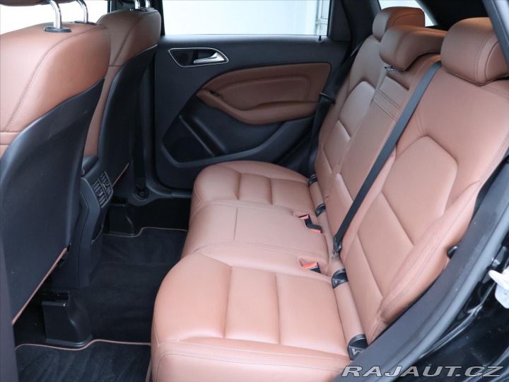 Mercedes-Benz B 1,6 200 115kW Aut. Xenon 2014