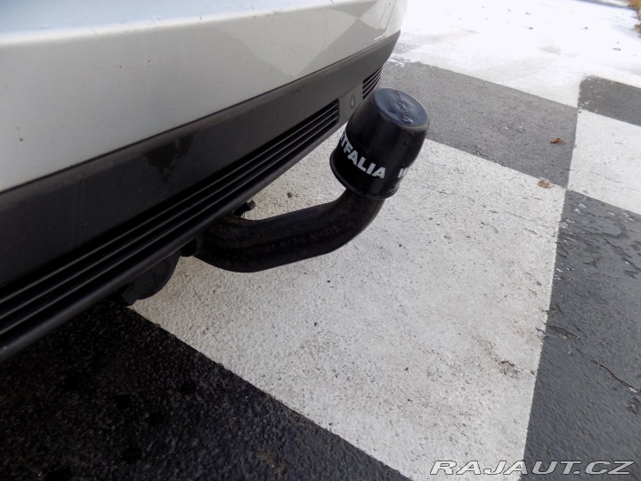 Ford S-MAX 2.0TDCi/Titanium/AT/LED/ 2015