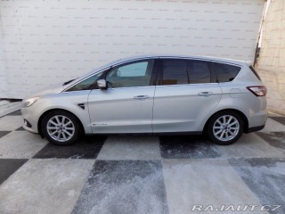 Ford S-MAX 2.0TDCi/Titanium/AT/LED/ 2015