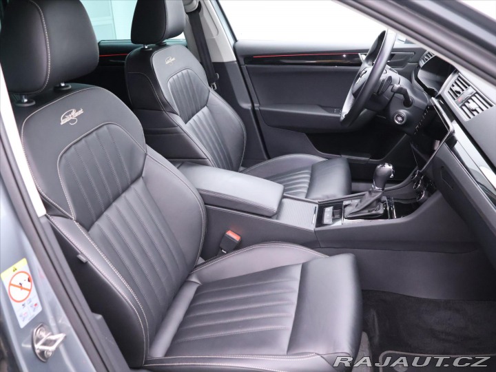 Škoda Superb 1,4 iV 115KW Laurin & 2020