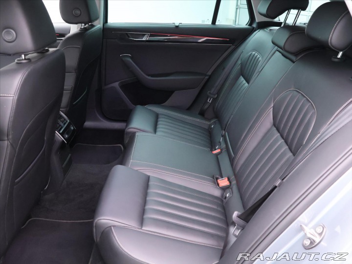 Škoda Superb 1,4 iV 115KW Laurin & 2020