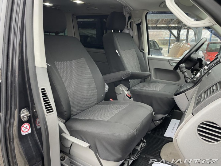 Volkswagen Multivan 2,5 TDi 128kW 4motion Web 2004