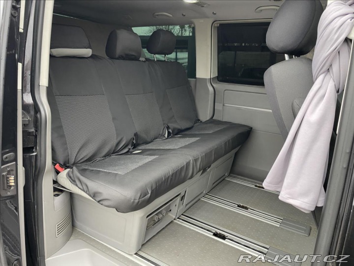 Volkswagen Multivan 2,5 TDi 128kW 4motion Web 2004