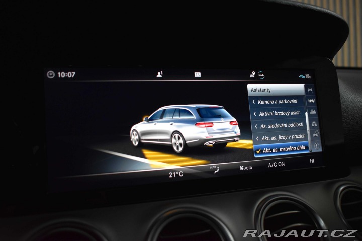 Mercedes-Benz E E 220d*REZERVACE* 2018