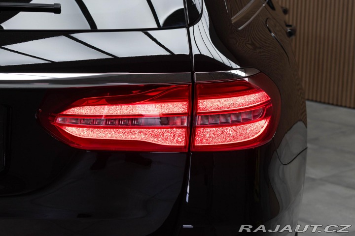 Mercedes-Benz E E 220d*REZERVACE* 2018