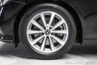Mercedes-Benz E E 220d 4x4*AMG*TAŽNÉ*PANO 2018