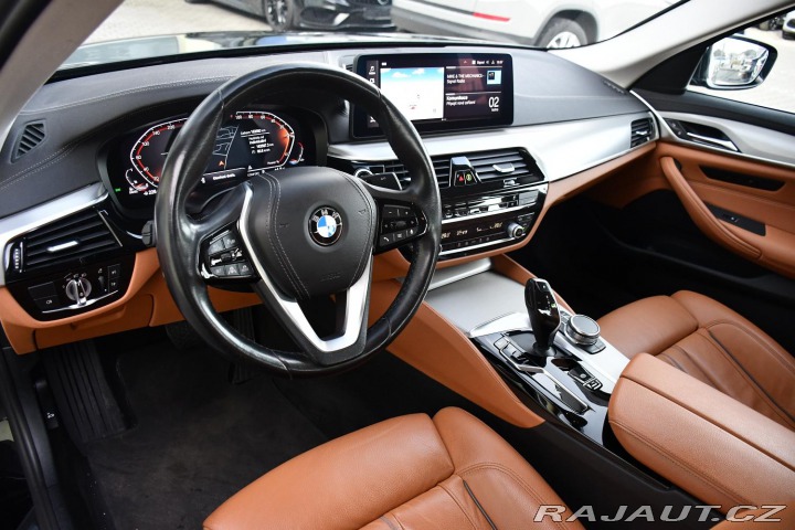 BMW 5 530d xD LUXURY LINE ČR 2021