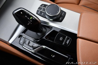 BMW 5 530d xD LUXURY LINE ČR 2021