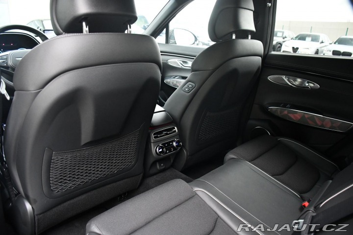 Ostatní značky Ostatní modely Genesis GV70 2.2CRDi AWD SPORT REZERVA 2024