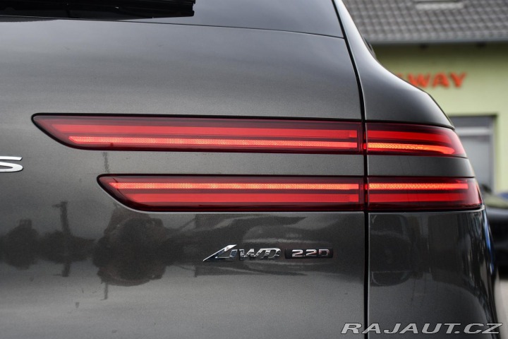 Ostatní značky Ostatní modely Genesis GV70 2.2CRDi AWD SPORT REZERVA 2024