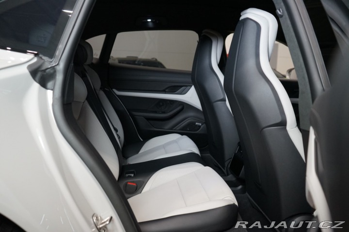 Porsche Taycan GTS Sport Turismo*MASÁŽ*P 2023