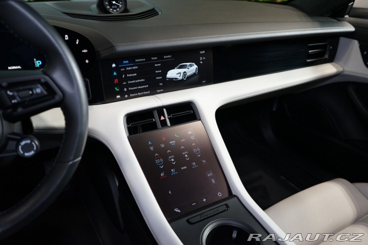 Porsche Taycan GTS Sport Turismo*MASÁŽ*P 2023