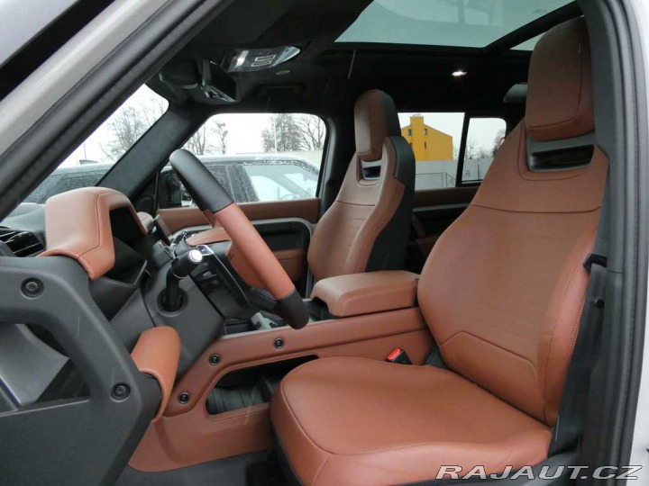 Land Rover Defender 110 4,4 OCTA P635 2026