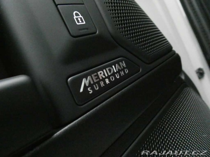 Land Rover Defender 110 4,4 OCTA P635 2026