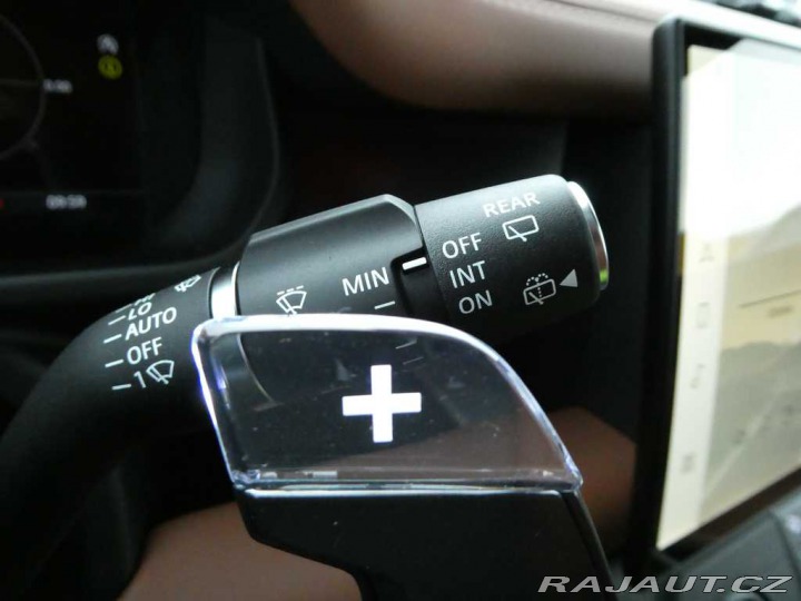 Land Rover Defender 110 4,4 OCTA P635 2026