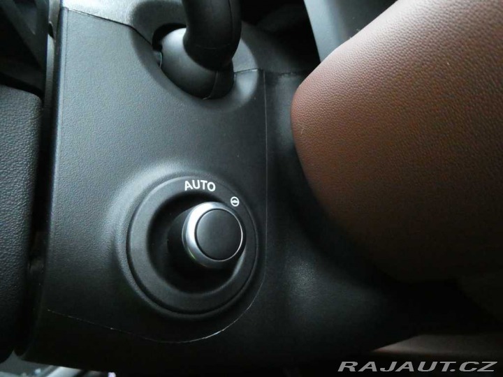 Land Rover Defender 110 4,4 OCTA P635 2025