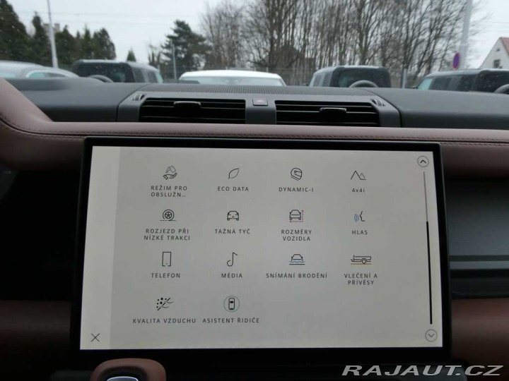 Land Rover Defender 110 4,4 OCTA P635 2025