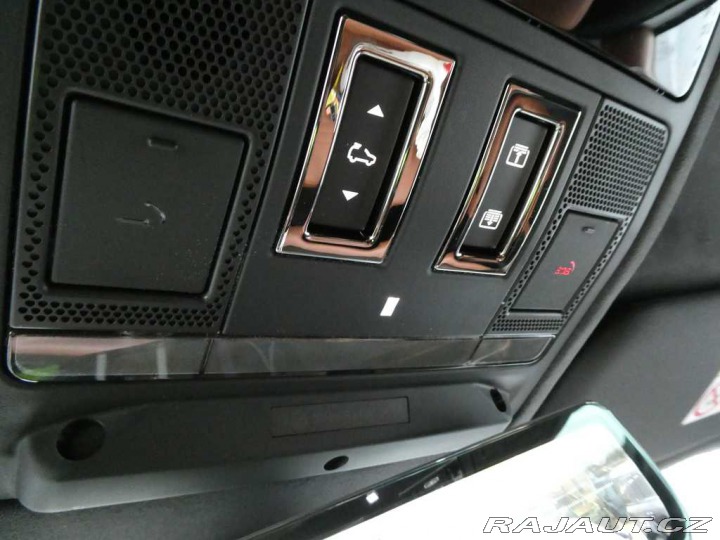 Land Rover Defender 110 4,4 OCTA P635 2025