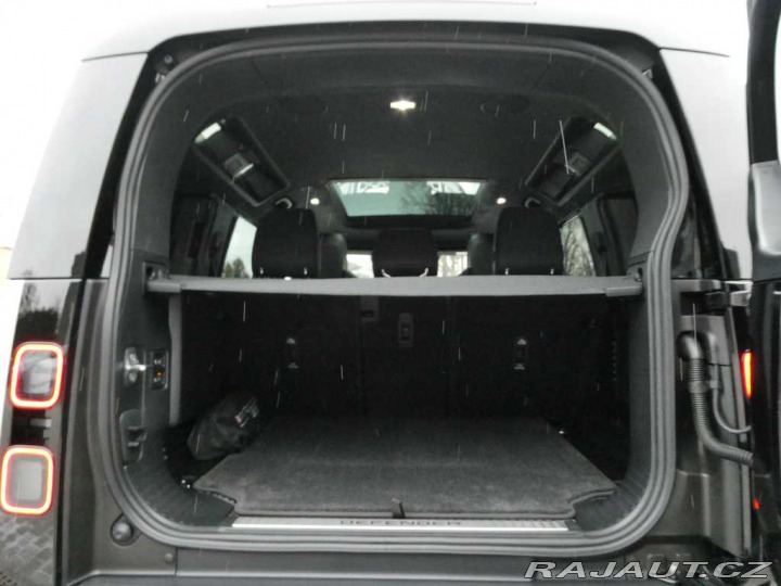 Land Rover Defender 110 4,4 OCTA P635 2026