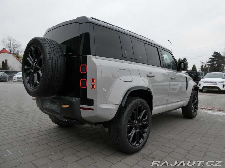 Land Rover Defender 110 4,4 OCTA P635 2025