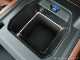 Land Rover Defender 110 4,4 OCTA P635 2025