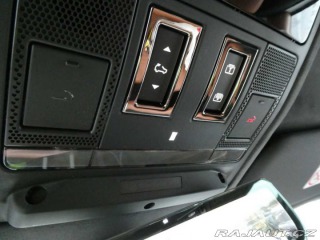 Land Rover Defender 110 4,4 OCTA P635 2025