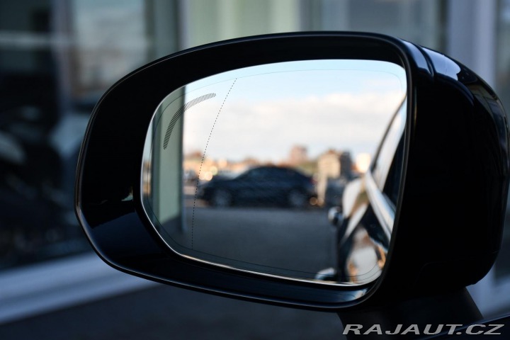 Volvo XC60 B5 AWD PLUS REZERVACE 2025