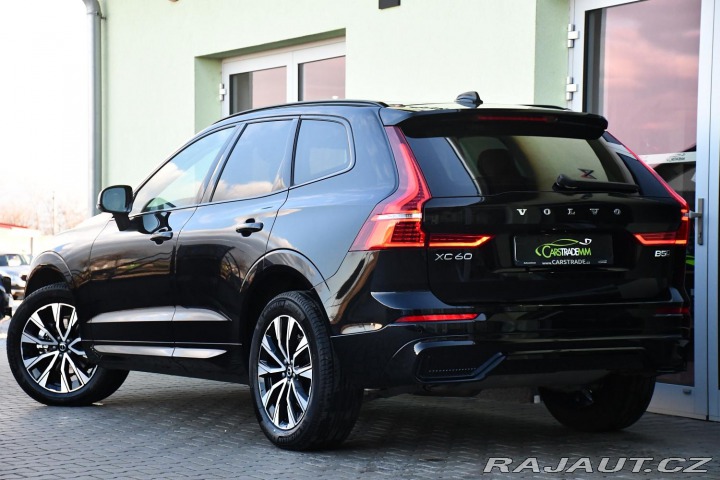 Volvo XC60 B5 AWD PLUS DARK ZÁRUKA 2025