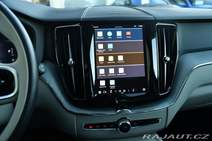 Volvo XC60 B5 AWD PLUS REZERVACE 2025