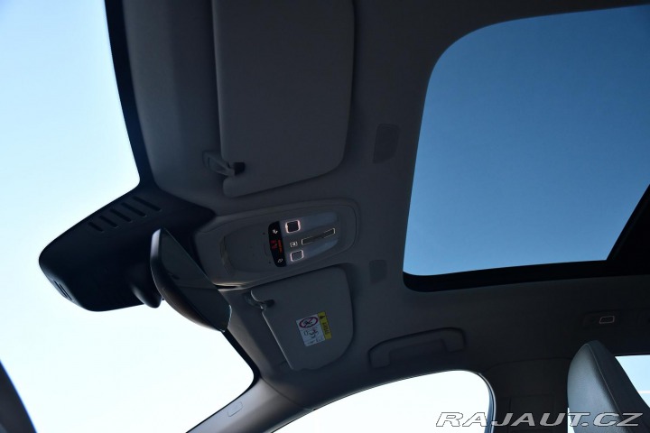 Volvo XC60 B5 AWD PLUS REZERVACE 2025