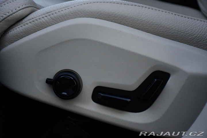 Volvo XC60 B5 AWD PLUS REZERVACE 2025