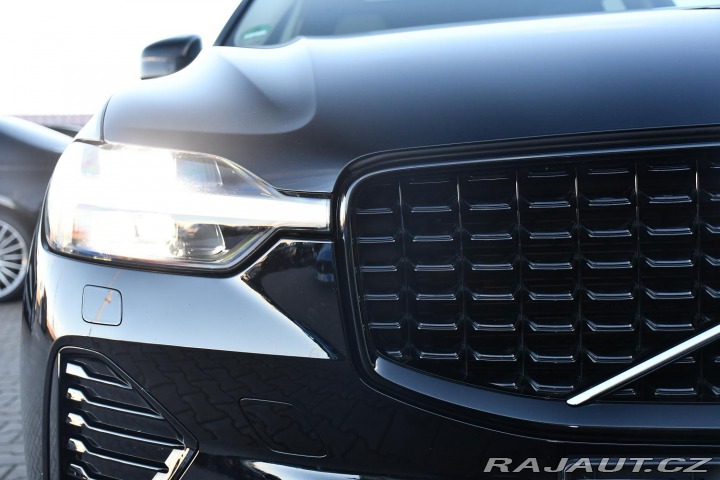 Volvo XC60 B5 AWD PLUS REZERVACE 2025