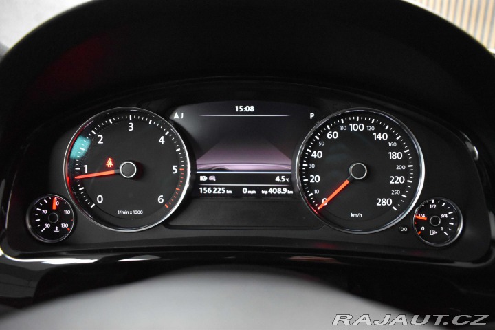 Volkswagen Touareg 3.0 TDI REZERVACE 2018