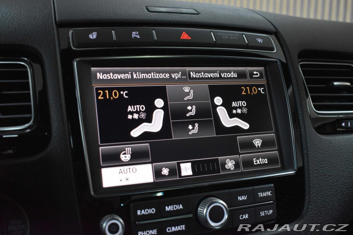 Volkswagen Touareg 3.0 TDI R-LINE*TAŽNÉ*VZDU 2018