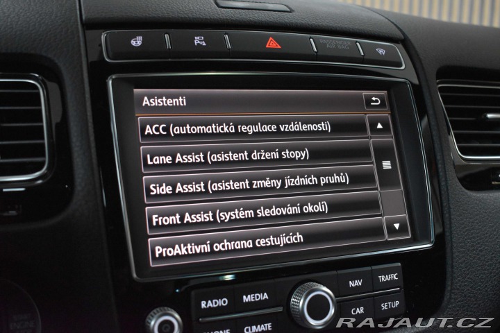 Volkswagen Touareg 3.0 TDI REZERVACE 2018