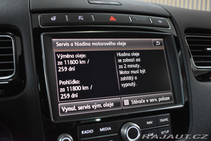 Volkswagen Touareg 3.0 TDI R-LINE*TAŽNÉ*VZDU 2018