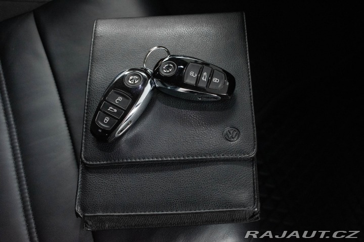 Volkswagen Touareg 3.0 TDI R-LINE*TAŽNÉ*VZDU 2018