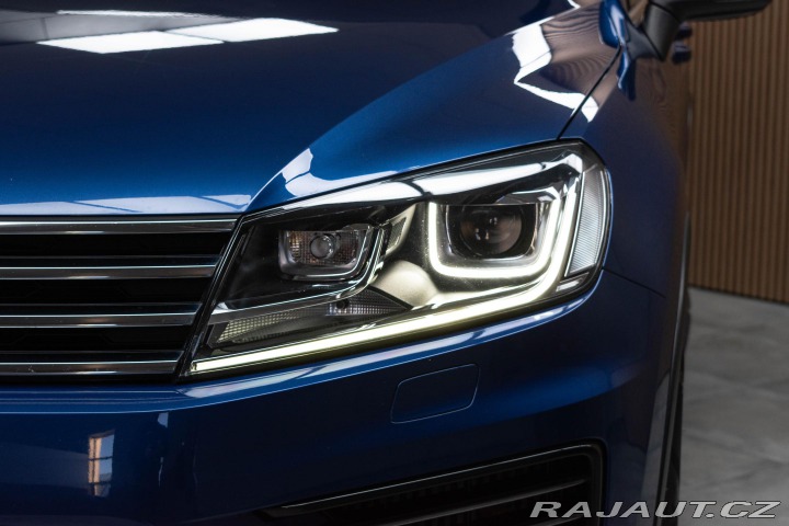 Volkswagen Touareg 3.0 TDI R-LINE*TAŽNÉ*VZDU 2018
