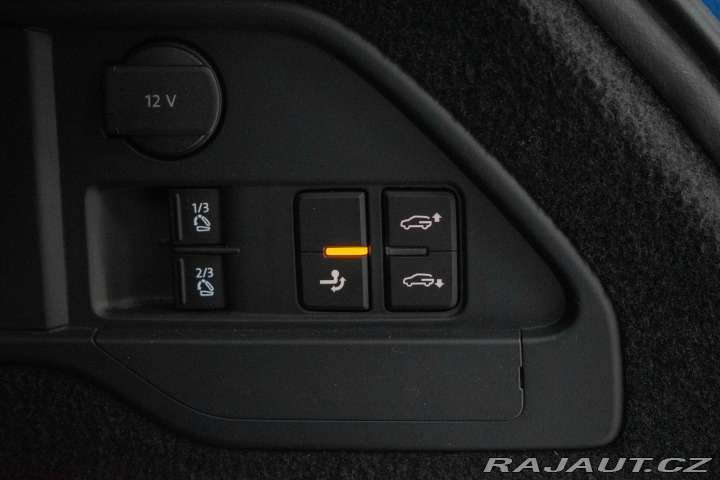 Volkswagen Touareg 3.0 TDI R-LINE*TAŽNÉ*VZDU 2018