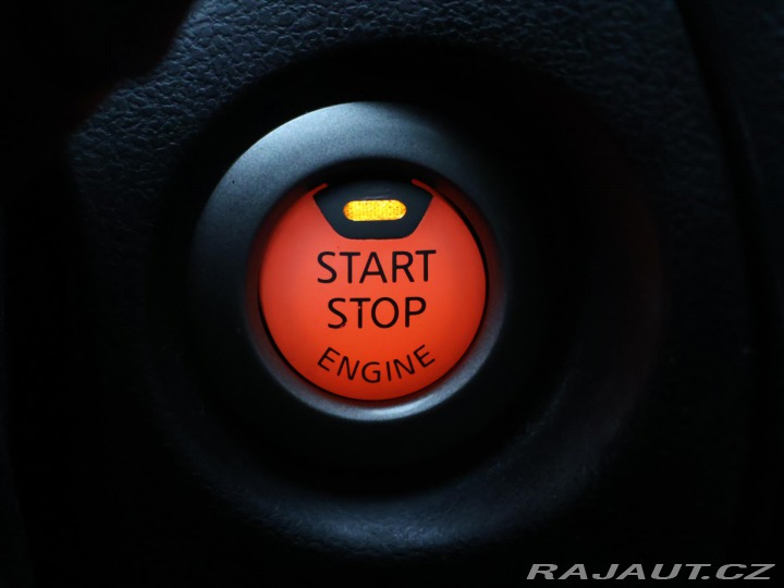 Nissan Juke 1,6 DIG-T 140kW Tekna 2010