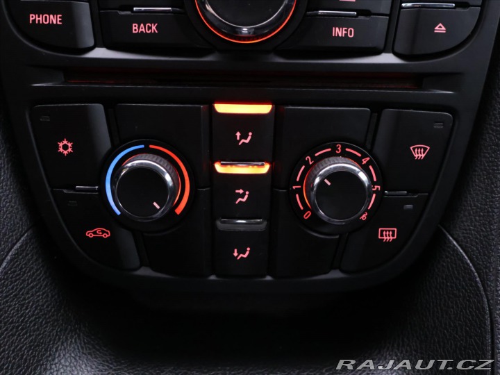 Opel Meriva 1,4 Turbo 88kW Klima Tažn 2014