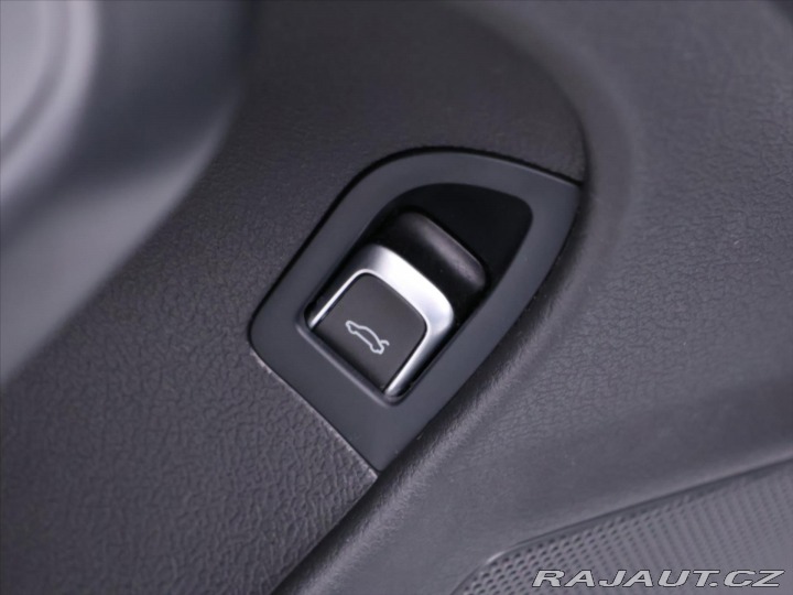 Audi A4 2,0 TDI 110kW CZ S-Line 2016