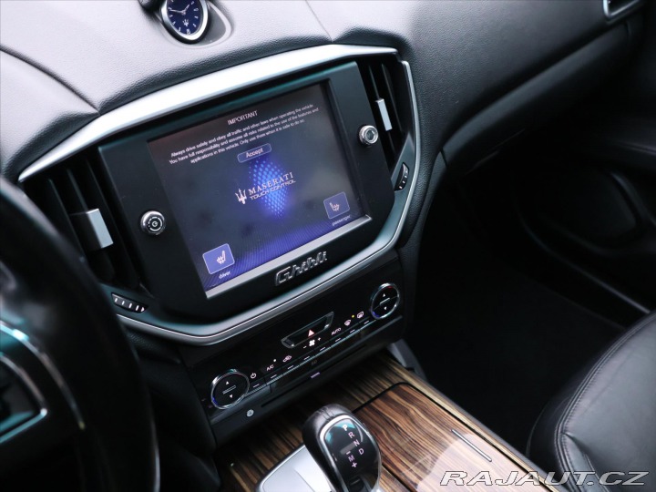 Maserati Ghibli 3,0 i 302kw 4X4 Q4 2014