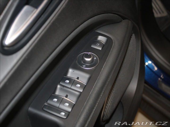 Alfa Romeo Stelvio 2,2 JTD 140kW Q4 Bezklíč 2020