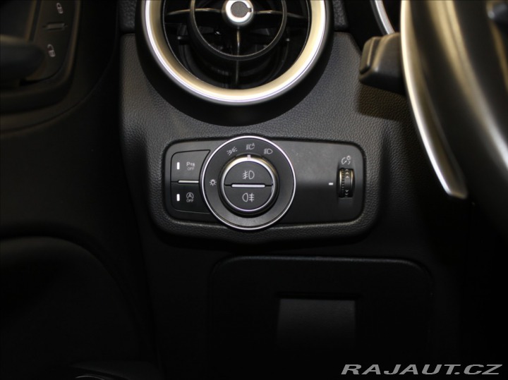 Alfa Romeo Stelvio 2,2 JTD 140kW Q4 Bezklíč 2020