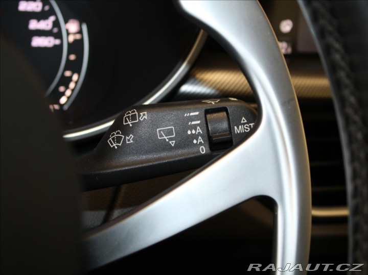 Alfa Romeo Stelvio 2,2 JTD 140kW Q4 Bezklíč 2020