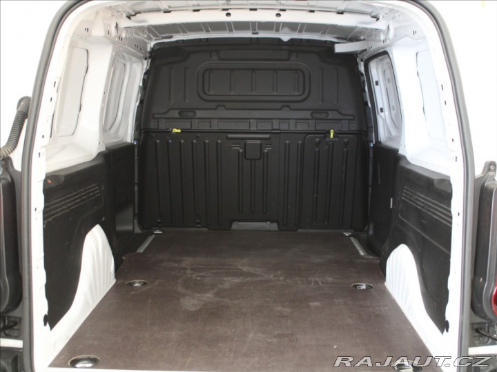 Toyota ProAce 1,5 D 75kW LWB Comfort ČR 2024