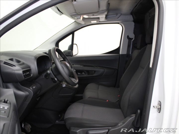 Toyota ProAce 1,5 D 75kW LWB Comfort ČR 2024