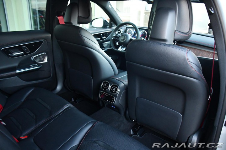 Mercedes-Benz C 43 AMG 4MATIC+ČR REZERVAC 2023